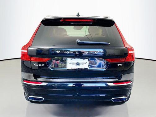 2021 Volvo XC60 T5 Inscription
