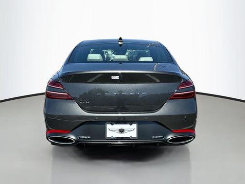 2025 Genesis G70 2.5T RWD