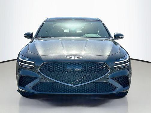 2025 Genesis G70 2.5T RWD