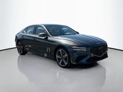 2025 Genesis G70 2.5T RWD