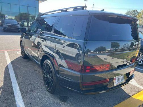 Green 2025 Hyundai SANTA FE Calligraphy