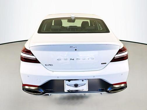2025 Genesis G70 3.3T RWD Sport Advanced