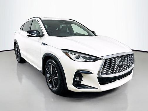 Majestic 2023 INFINITI QX55 LUXE