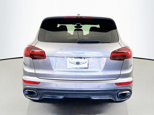 Meteor Gray Metallic 2016 Porsche Cayenne Cayenne