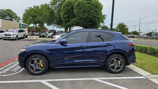 Blue Metallic 2020 Alfa Romeo Stelvio Sport