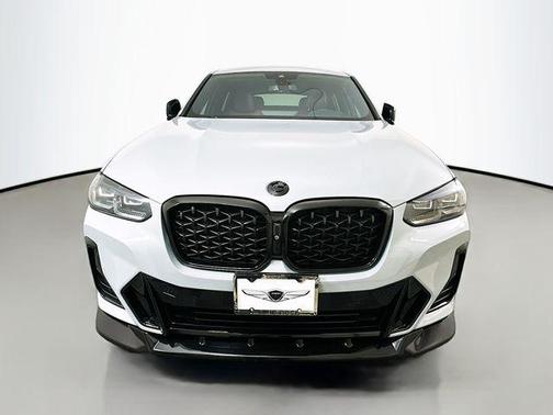 2022 BMW X4 xDrive30i