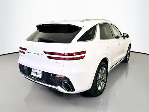 White 2025 Genesis GV70 2.5T AWD