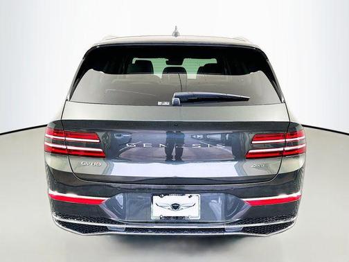 2026 Genesis GV80 2.5T