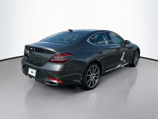 2026 Genesis G70 2.5T RWD