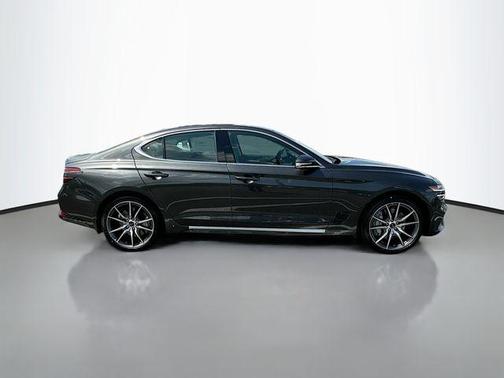 2026 Genesis G70 2.5T RWD