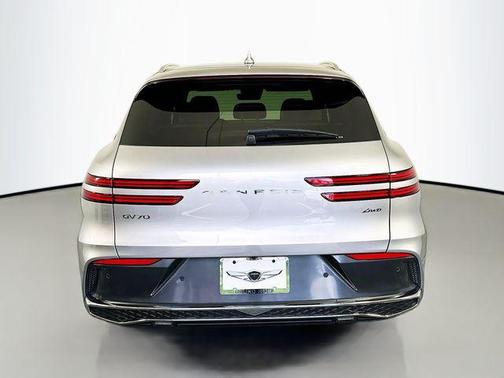 Savile Silver 2026 Genesis GV70 2.5T Advanced
