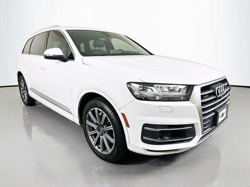 Glacier White 2017 Audi Q7 3.0T Prestige