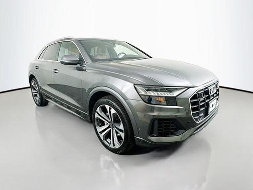 2021 Audi Q8 55 Premium Plus