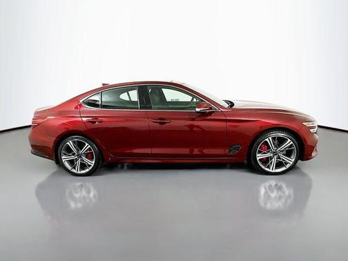 2025 Genesis G70 2.5T RWD