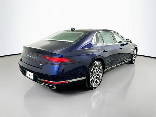 2026 Genesis G90 e-SC