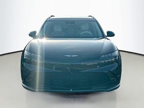 2025 Genesis GV60 Standard RWD