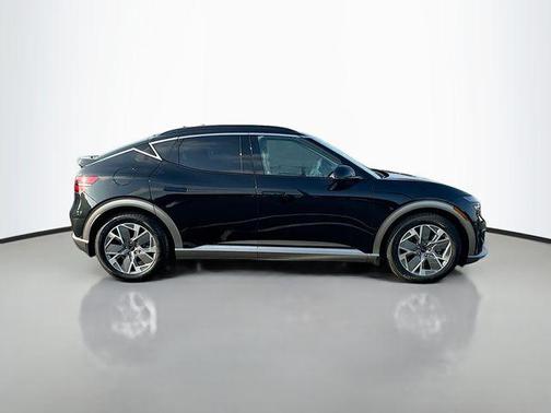 2025 Genesis GV60 Standard RWD