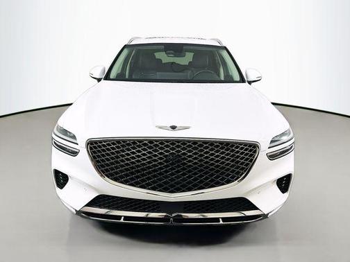 Alta White 2025 Genesis GV70 2.5T AWD