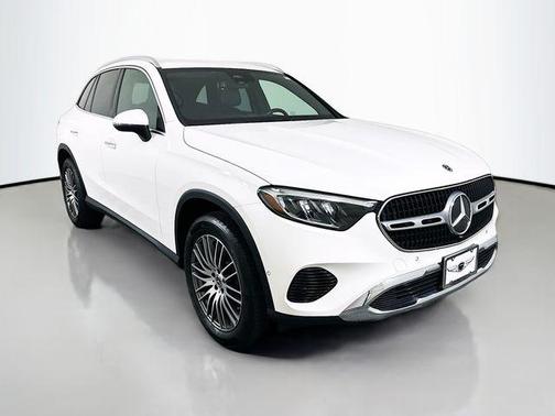 Polar White 2025 Mercedes-Benz GLC 300 4MATIC