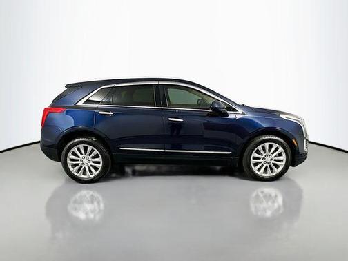 2017 Cadillac XT5 Platinum