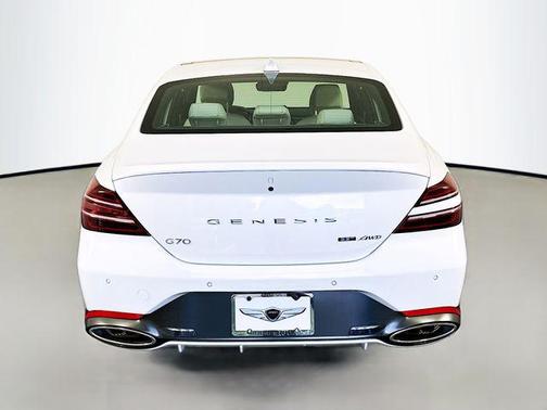 2025 Genesis G70 3.3T AWD Sport Advanced