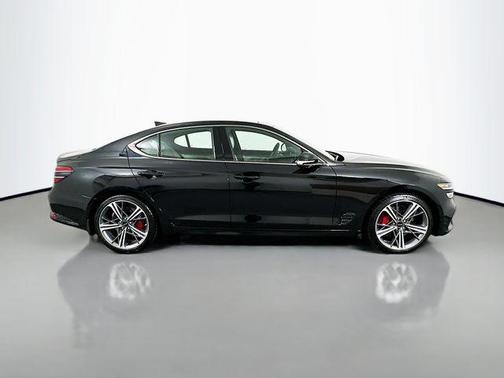 2025 Genesis G70 3.3T RWD Sport Advanced