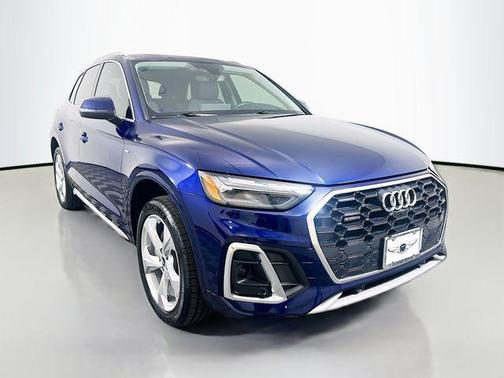 2022 Audi Q5 45 S line Prestige
