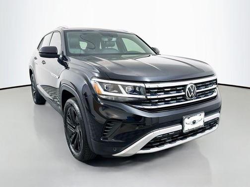 2022 Volkswagen Atlas Cross Sport 2.0T SE w/Technology 4MOTION