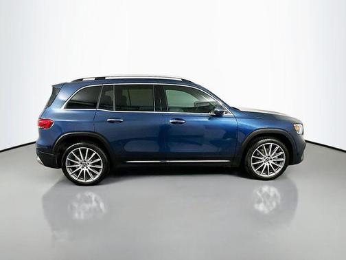 Galaxy Blue Metallic 2022 Mercedes-Benz GLB 250 Base