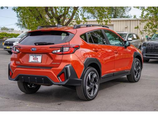 Sun Blaze Pearl 2024 Subaru Crosstrek Limited