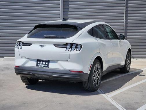 Star White Metallic Tri-Coat 2026 Ford Mustang Mach-E Premium