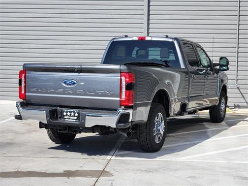 2026 Ford F-350 Lariat