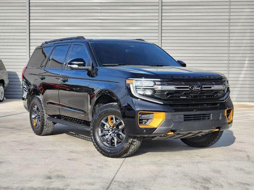 2026 Ford Expedition Tremor