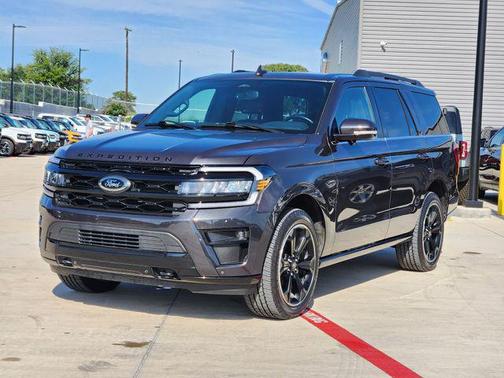 Dark Matter Metallic 2023 Ford Expedition Limited