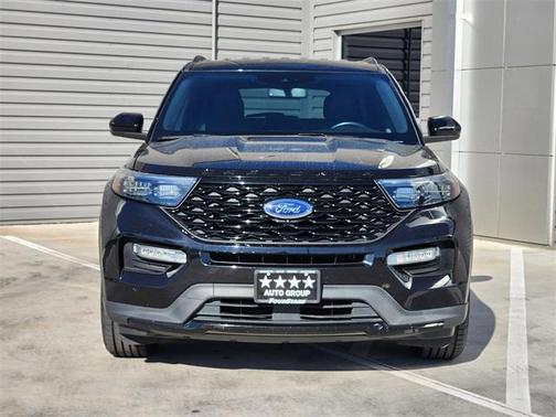 2022 Ford Explorer ST-Line