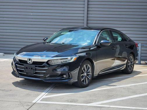 Crystal Black Pearl 2022 Honda Accord EX-L 1.5T