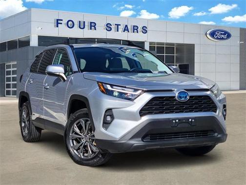 2024 Toyota RAV4 Hybrid XLE Premium