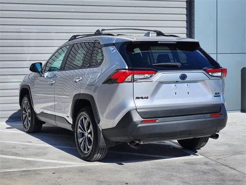 2024 Toyota RAV4 Hybrid XLE Premium
