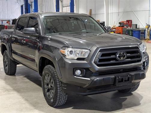 2022 Toyota Tacoma SR5