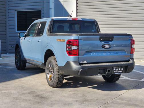 Azure Gray Metallic Tri-Coat 2026 Ford Maverick Tremor