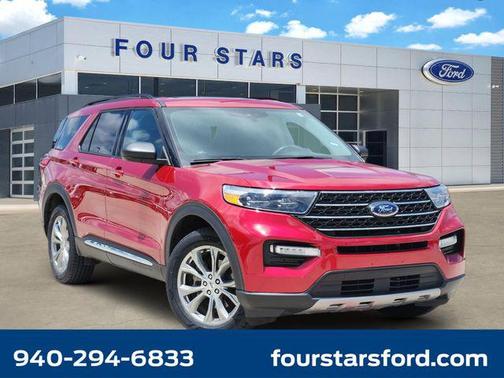 Rapid Red Metallic Tinted Clearcoat 2022 Ford Explorer XLT
