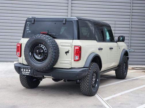 Desert Sand 2026 Ford Bronco Big Bend