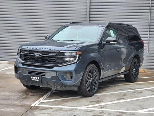 Stone Blue Metallic 2026 Ford Expedition Platinum