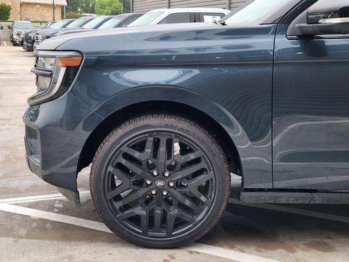 Stone Blue Metallic 2026 Ford Expedition Platinum