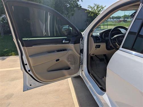 2020 Jeep Grand Cherokee Overland