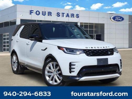 Fuji White 2024 Land Rover Discovery P300 Dynamic SE