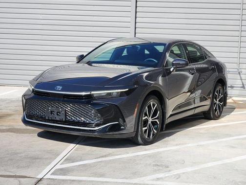 2024 Toyota Crown XLE