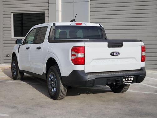 Oxford White 2026 Ford Maverick XLT