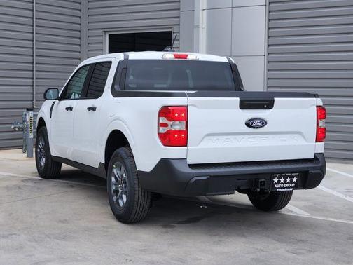 Oxford White 2026 Ford Maverick XLT