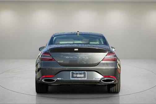 2026 Genesis G70 2.5T Prestige